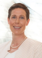 Dr. Minettchen Herchenröder (Generalsekretärin, Physiotherapeutin)